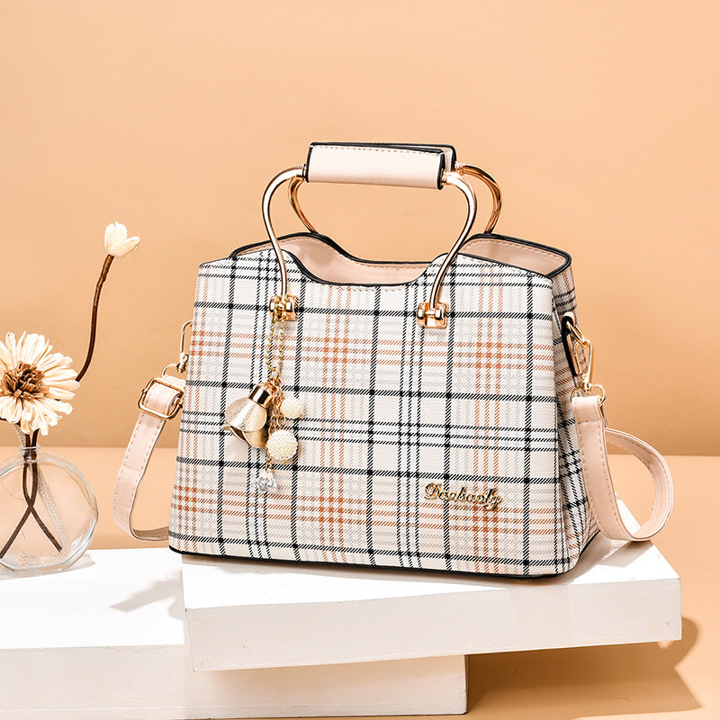 Elegant Women’s Handbag – Classic Chic